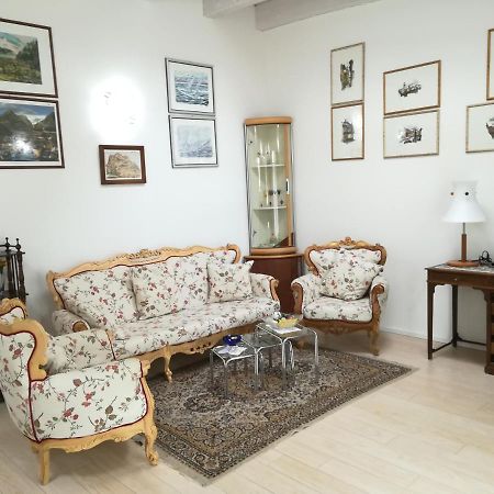 Ferrarini Apartment ริวาเดลการ์ดา ภายนอก รูปภาพ