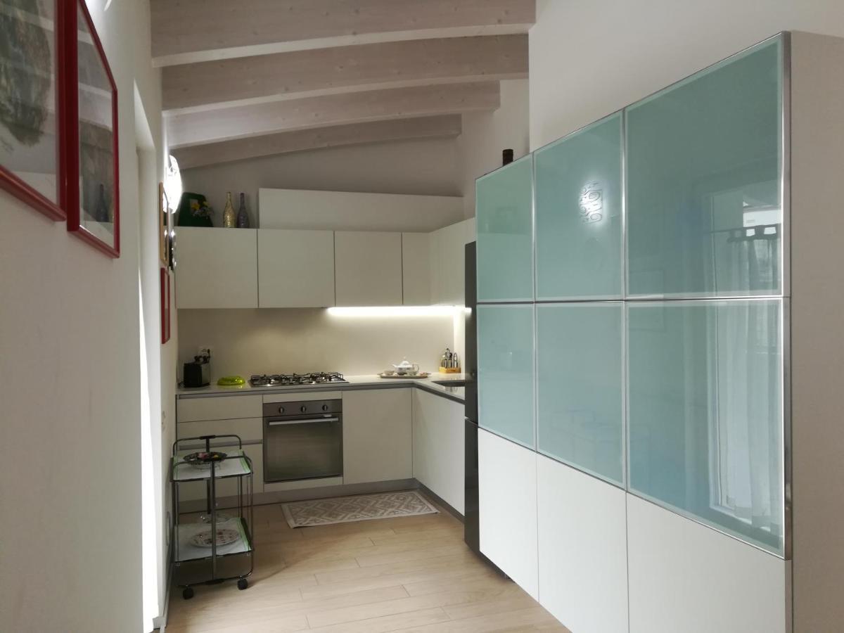 Ferrarini Apartment ริวาเดลการ์ดา ภายนอก รูปภาพ