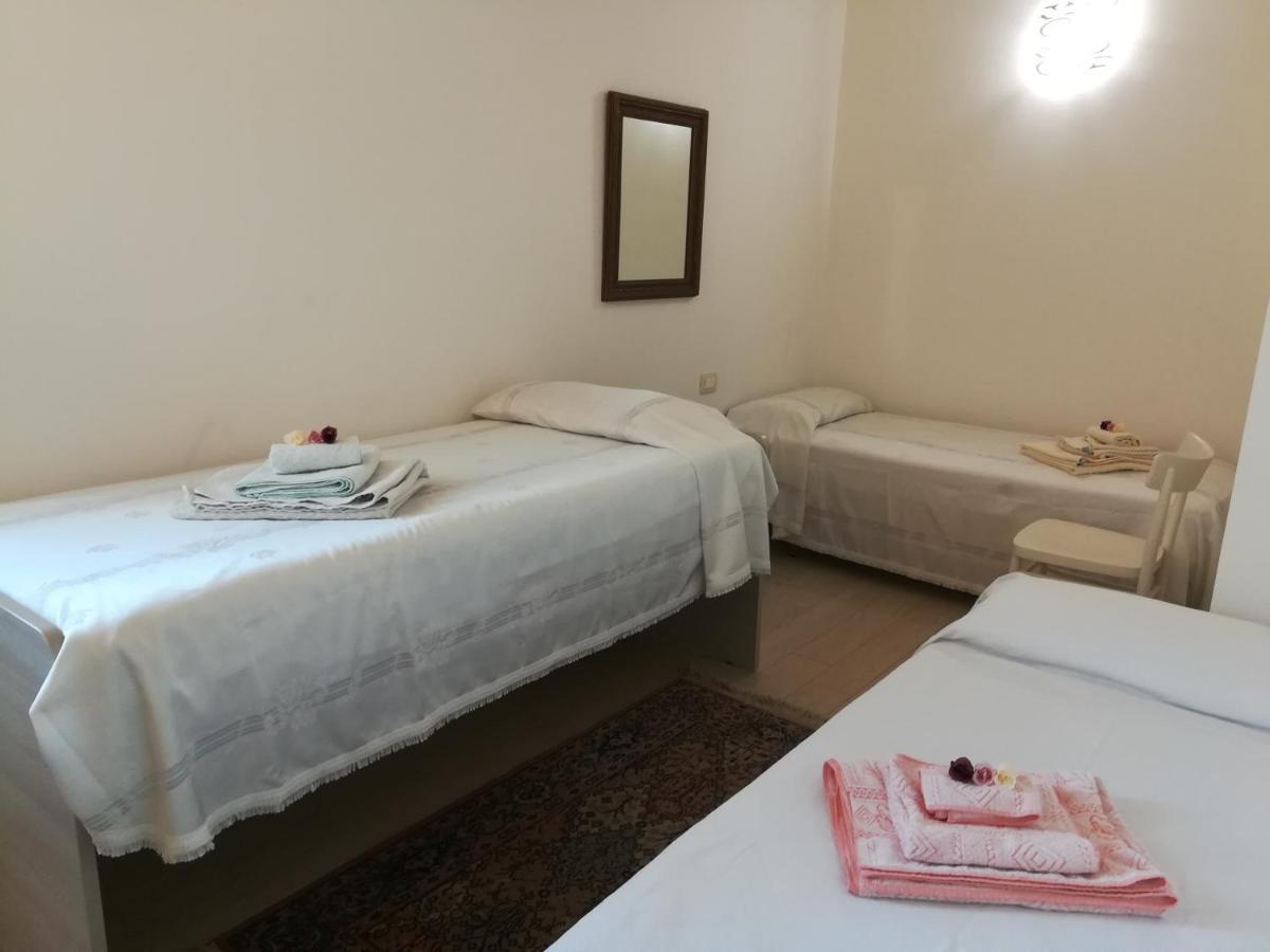 Ferrarini Apartment ริวาเดลการ์ดา ภายนอก รูปภาพ